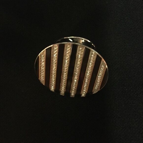 Black and silver ring with rhinestones. - Picture 3 of 4